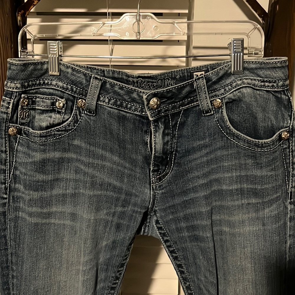 Ladies miss me Capri jeans size 30